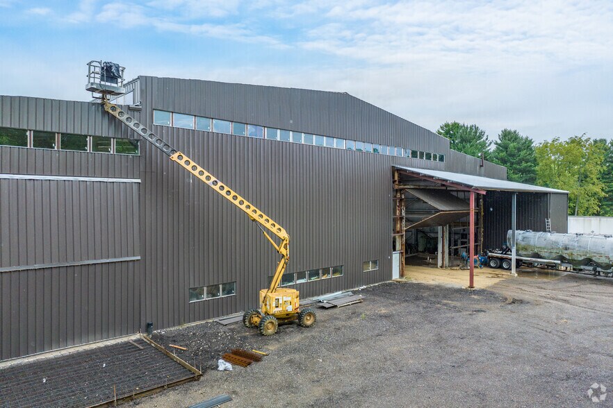 5205 Cleveland Massillon Rd, Norton, OH à louer - Photo du bâtiment - Image 3 de 14