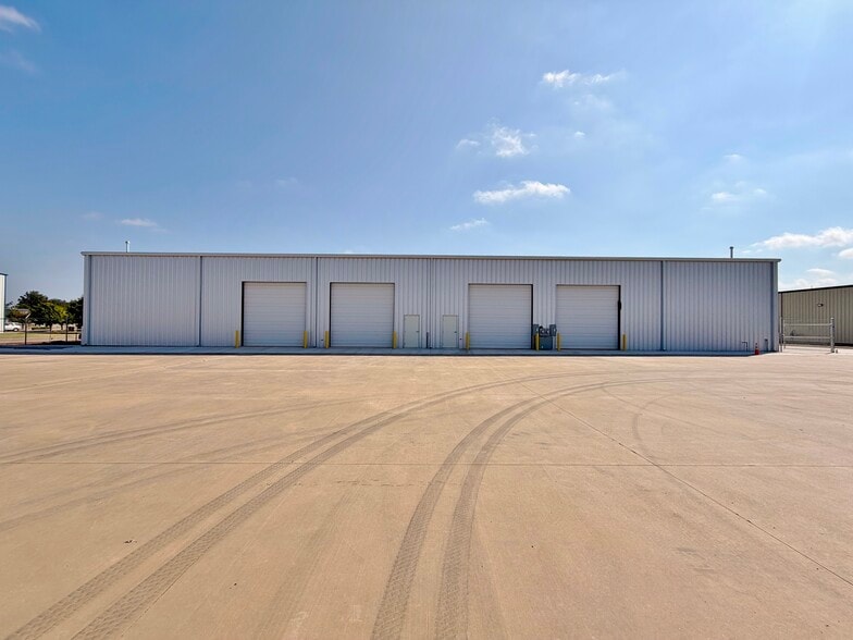 2609-2617 S Ann Arbor Ave, Oklahoma City, OK for lease - Building Photo - Image 3 of 3