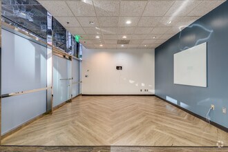 211 N Robinson Ave, Oklahoma City, OK à louer Photo intérieure- Image 2 de 16