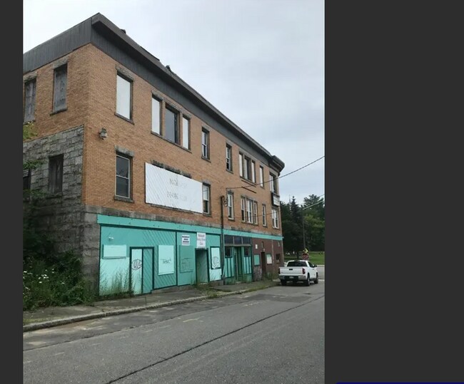 More details for 78 Daniels St, Fitchburg, MA - Retail for Sale