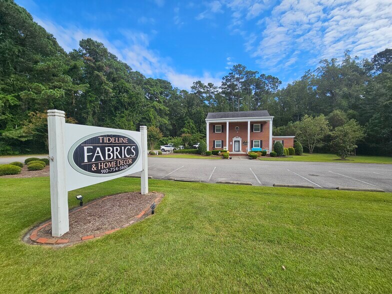 423 Village Rd, Shallotte, NC à vendre - Photo du bâtiment - Image 3 de 45