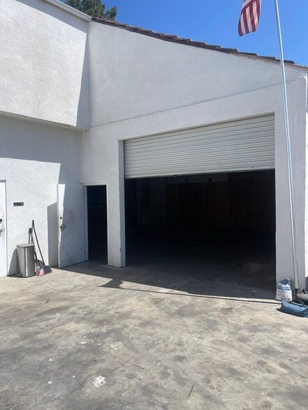 4130 Hallmark Pky, San Bernardino, CA for lease - Building Photo - Image 2 of 9