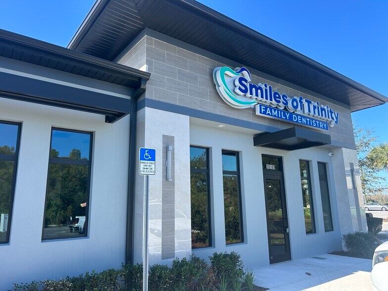 10193 STATE ROAD 54, Trinity, FL à louer - Photo du bâtiment - Image 3 de 16