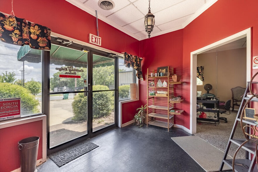 111 Hudson St, Americus, GA for sale - Building Photo - Image 3 of 18