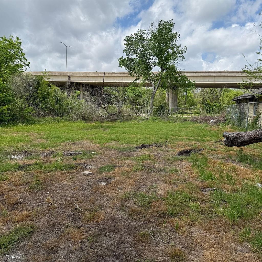 2117 Kirk St, Houston, TX à vendre Photo du bâtiment- Image 1 de 3