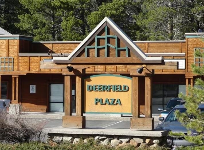 11448 Deerfield Dr, Truckee, CA for lease Building Photo- Image 1 of 2