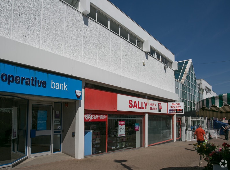Hagley Mall, Halesowen for lease - Building Photo - Image 3 of 47