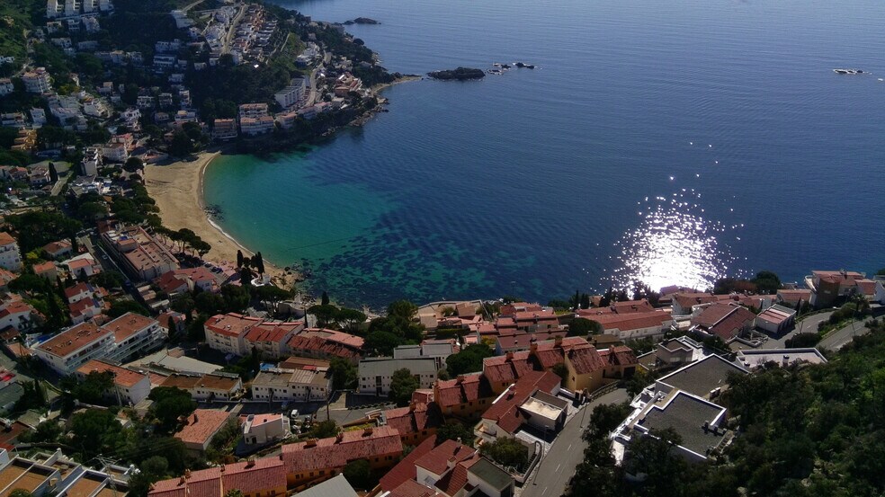 Carrer de Joan Lluís Vives, 7, Roses, Gerona à vendre - Photo du bâtiment - Image 1 de 26