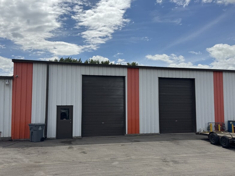 343 W 200 S, Pleasant Grove, UT for lease - Building Photo - Image 2 of 7