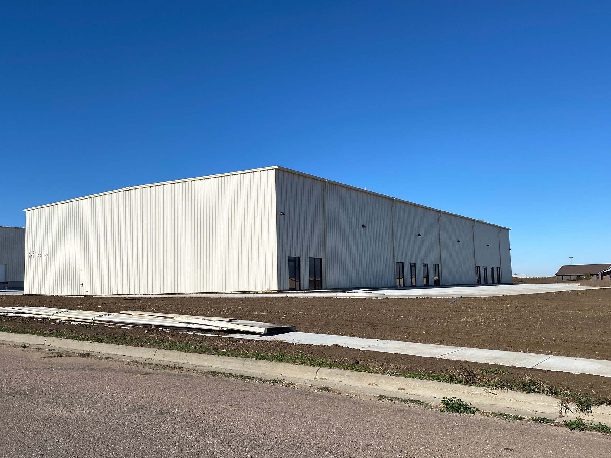 4100 E Producer Ln, Sioux Falls, SD for lease Primary Photo- Image 1 of 13