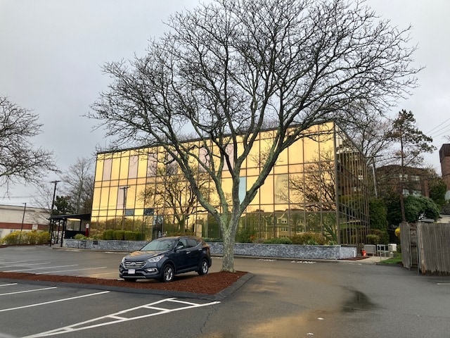 990 Paradise Rd, Swampscott, MA à louer - Photo du bâtiment - Image 3 de 9