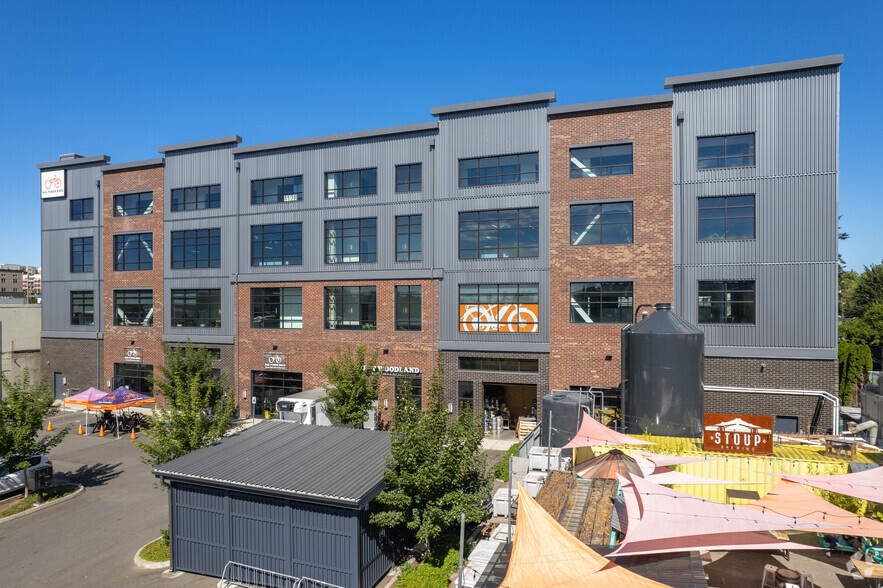 1112 NW 52nd St, Seattle, WA for lease - Building Photo - Image 2 of 3