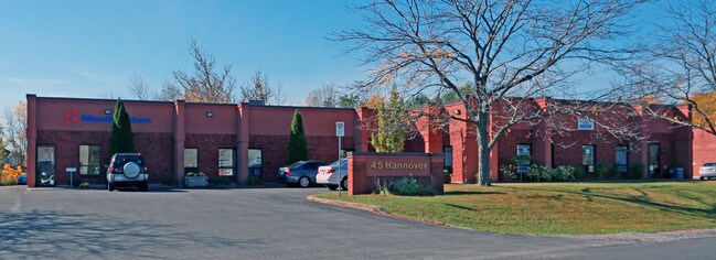 Plus de détails pour 45 Hannover Dr, St Catharines, ON - Industriel à louer