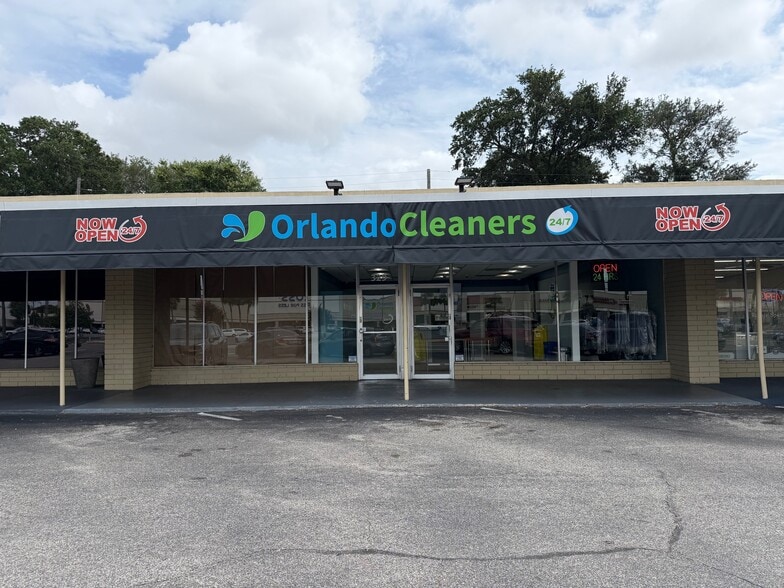 321 E Michigan St, Orlando, FL for lease - Building Photo - Image 2 of 16