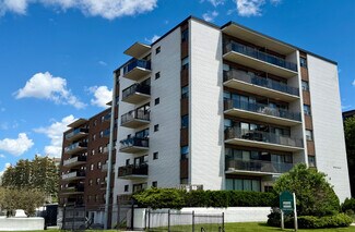 Plus de détails pour 1059 Don Mills Rd, Toronto, ON - Multi-résidentiel à vendre
