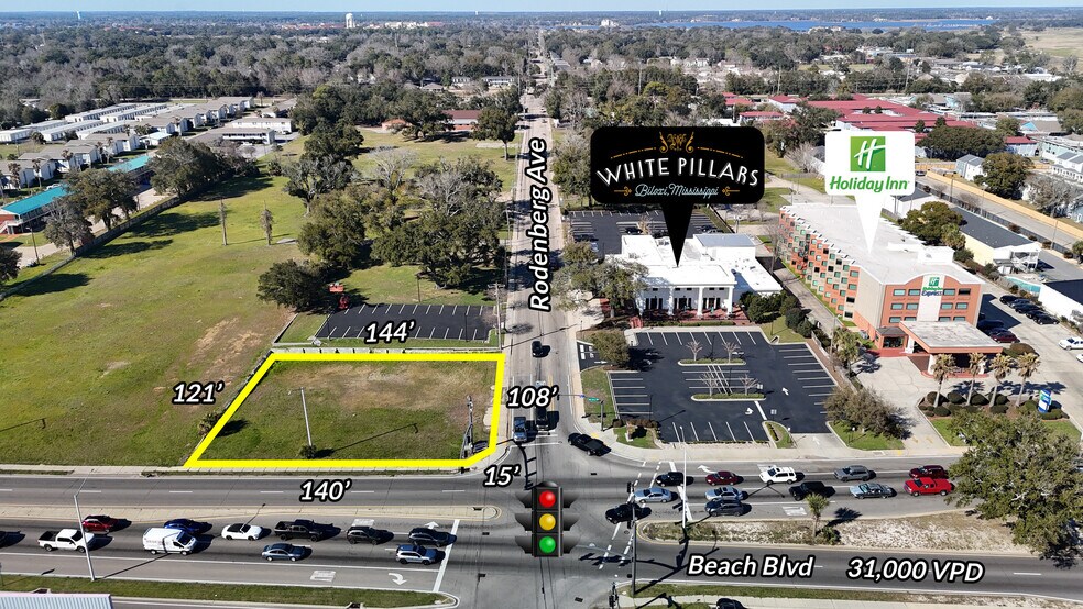 1704 Beach Blvd, Biloxi, MS à vendre - Photo du bâtiment - Image 1 de 12