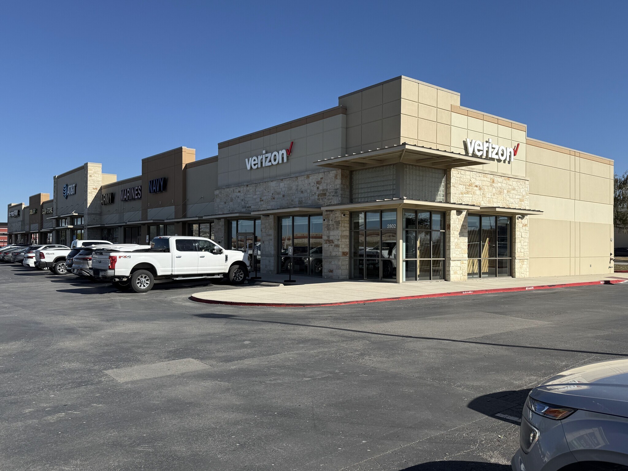 2802 N Interstate 35, New Braunfels, TX à vendre Photo du bâtiment- Image 1 de 1