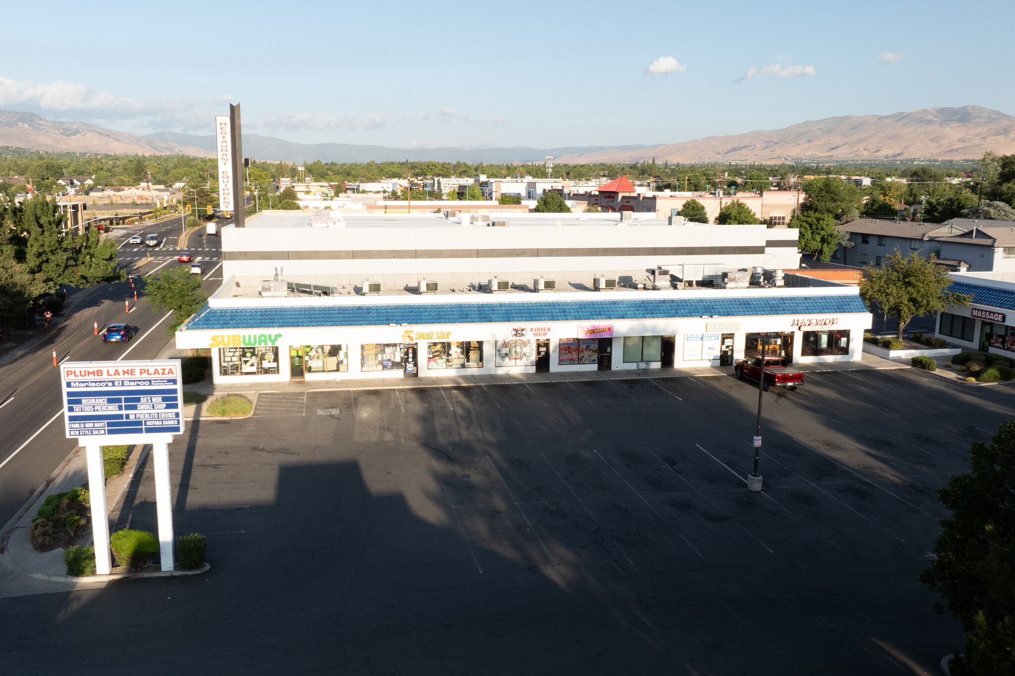 465 E Plumb Ln, Reno, NV for lease Primary Photo- Image 1 of 5