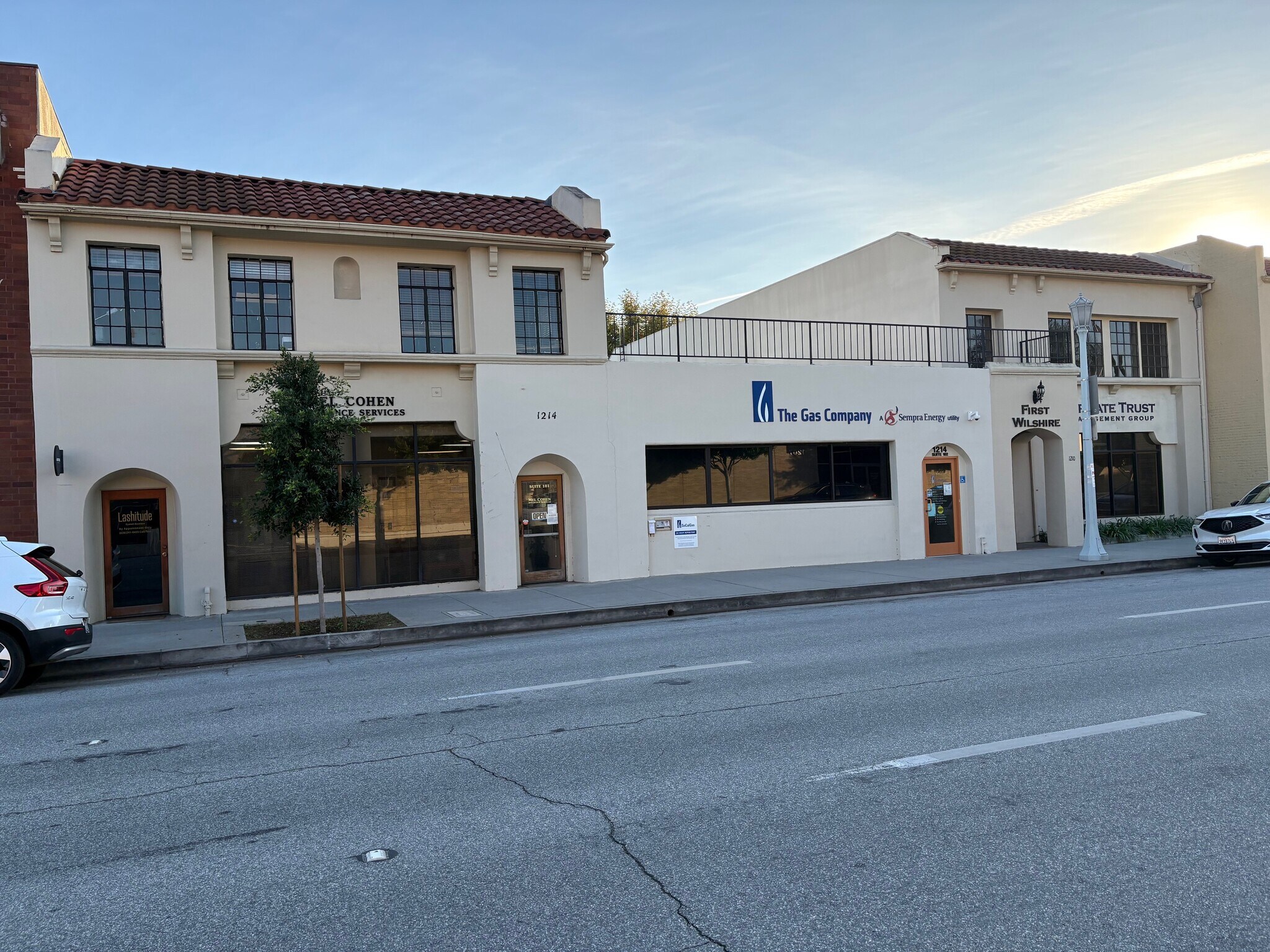 1210-1214 E Green St, Pasadena, CA à louer Photo principale- Image 1 de 17