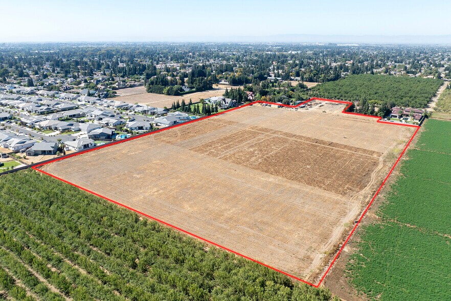 2880 N Quincy Rd, Turlock, CA à vendre - Photo du bâtiment - Image 3 de 6