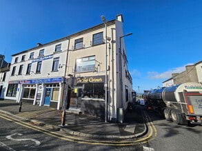 1 Church Sq, Newry à louer Photo du bâtiment- Image 2 de 3