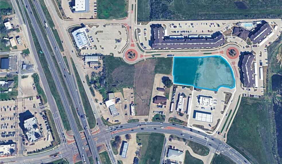 Renfro St, Burleson, TX à vendre - Photo du bâtiment - Image 2 de 4