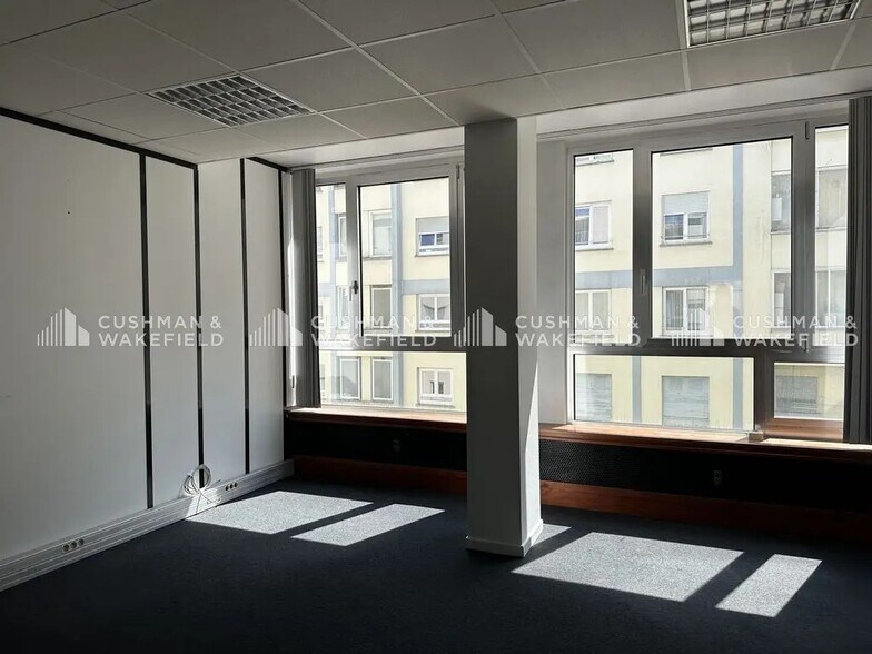 Office in Strasbourg for sale - Interior Photo - Image 3 of 11