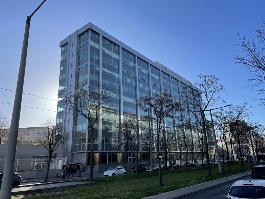 Bureau dans Marseille à louer Photo du bâtiment- Image 1 de 7