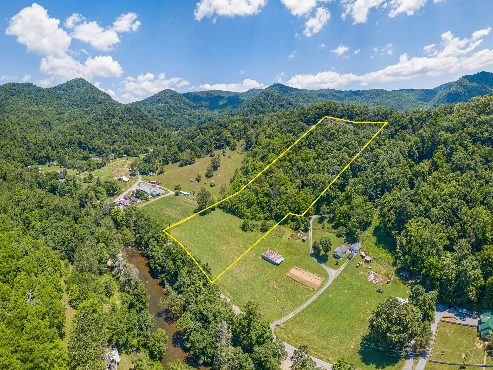 00 Cruso Rd, Canton, NC for sale Primary Photo- Image 1 of 1