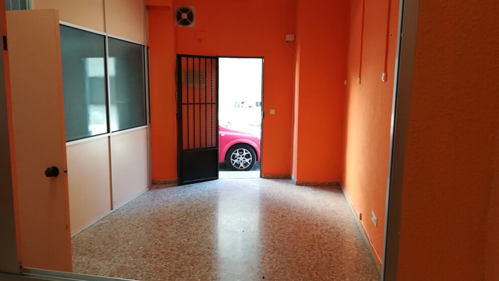 Santa Teresa, Algemesi, 41, Algemesí, Valencia for lease - Building Photo - Image 3 of 7