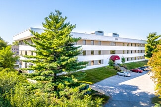 Plus de détails pour 950 Office Park Rd, West Des Moines, IA - Bureau à vendre