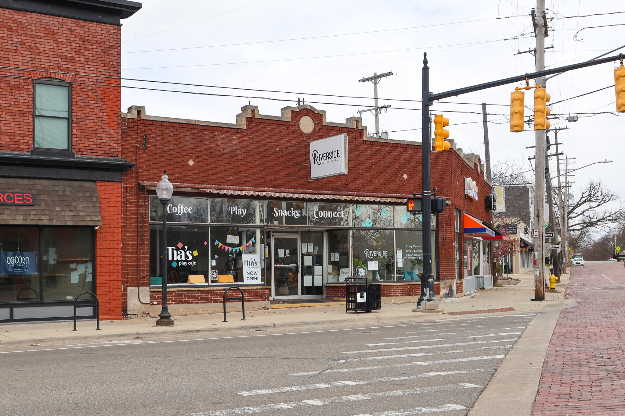 1533 Wealthy St SE, Grand Rapids, MI for lease Primary Photo- Image 1 of 7