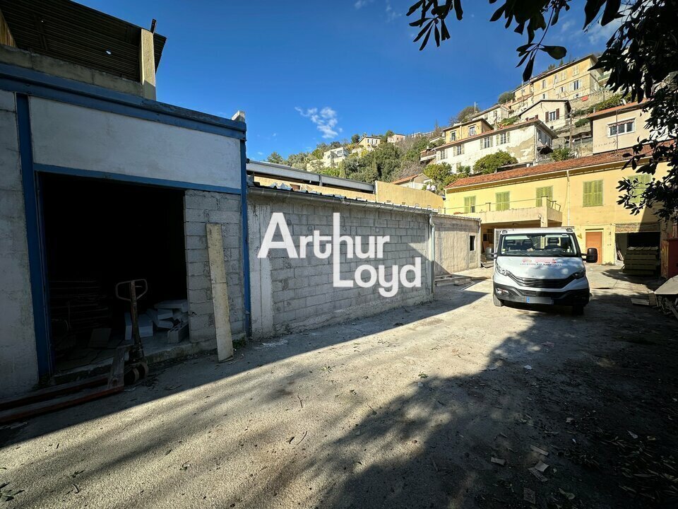 Local d'activités dans Nice à vendre Photo de construction- Image 1 de 3