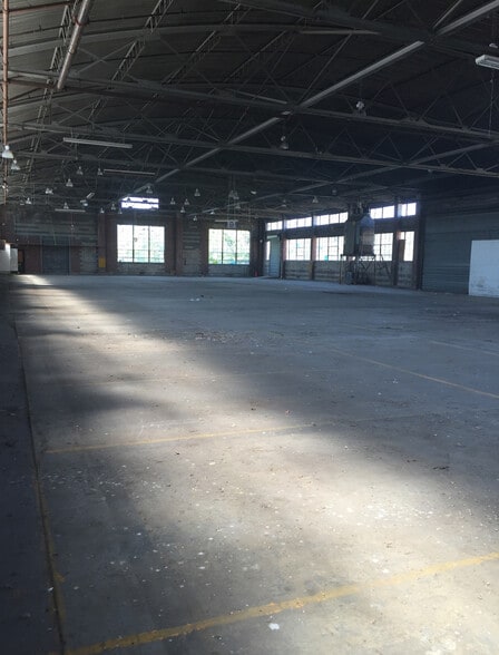 5 Canal Rd, Pelham, NY for lease - Building Photo - Image 2 of 8