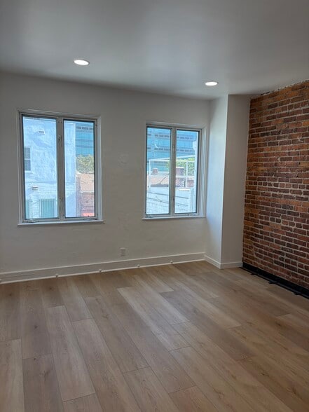 1136-1140 Westwood Blvd, Los Angeles, CA for lease - Building Photo - Image 2 of 11