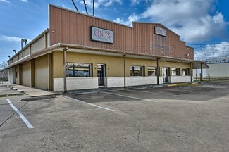 More details for 2100 Highway 290 E, Brenham, TX - Retail for Sale