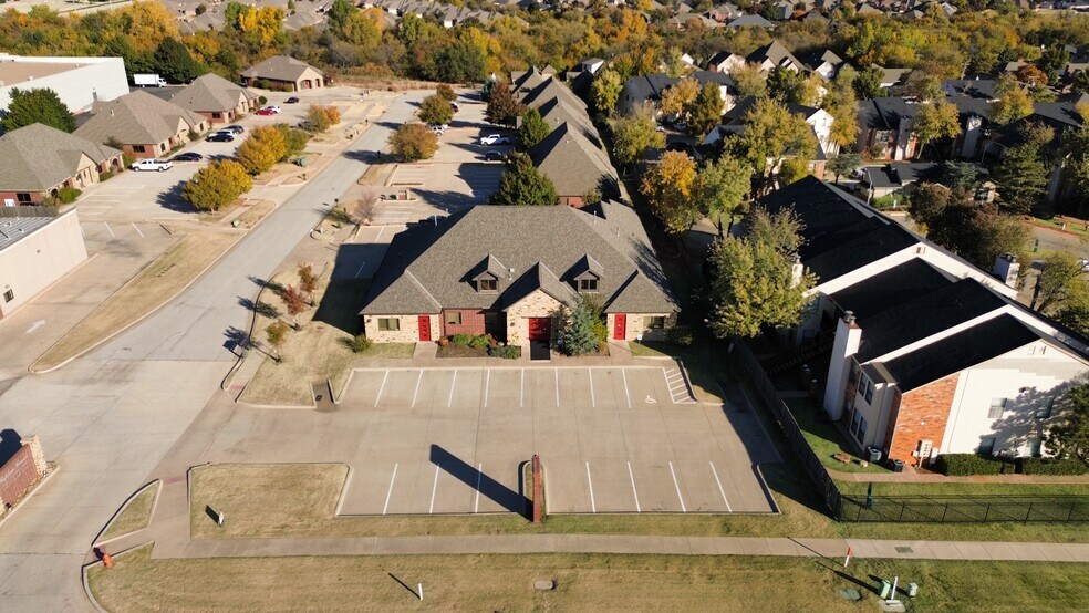 6903-6907 NW 122nd, Oklahoma City, OK à louer - Photo du bâtiment - Image 2 de 9