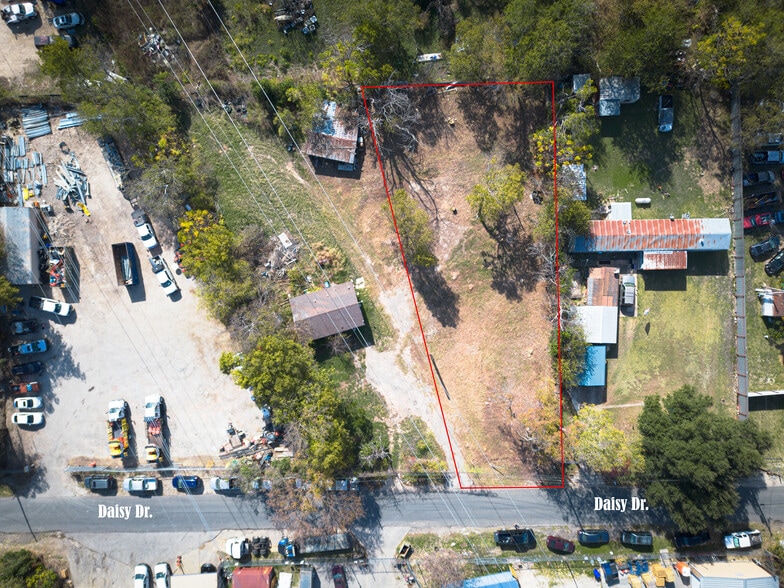 2307 Daisy Dr, Austin, TX for sale - Aerial - Image 1 of 5