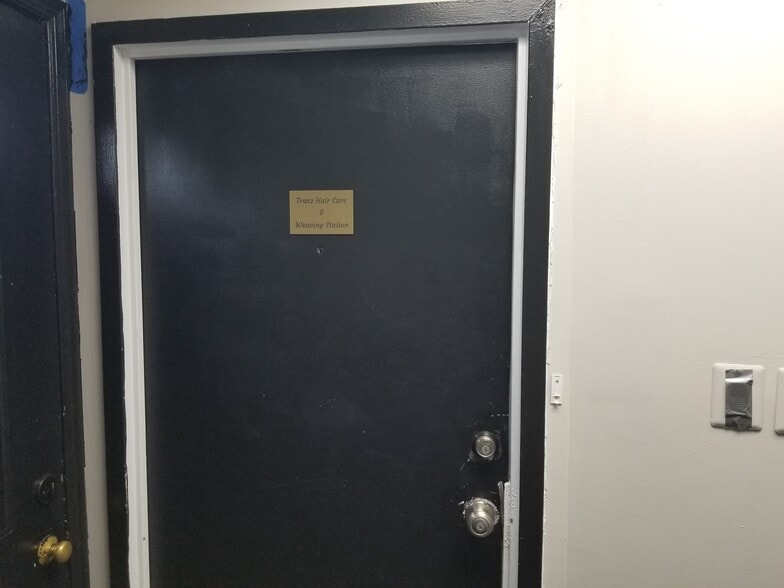 4700 Stamp Rd, Marlow Heights, MD for lease - Building Photo - Image 3 of 24