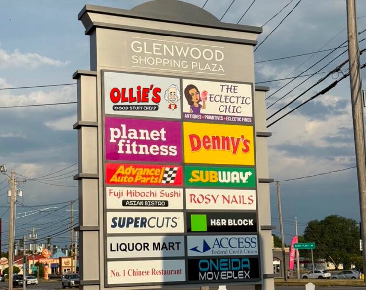2002 Glenwood Ave, Oneida, NY à louer - Photo du bâtiment - Image 2 de 3