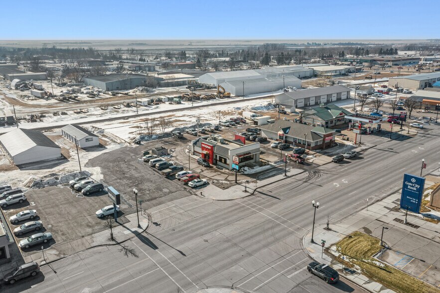 801 Dakota Ave, Wahpeton, ND for sale - Building Photo - Image 2 of 2