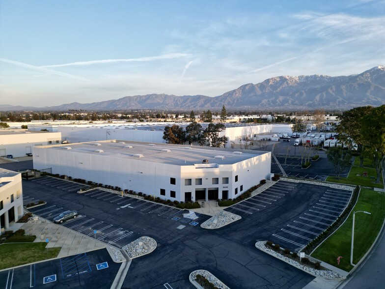 9430 Lucas Ranch Rd, Rancho Cucamonga, CA for lease - Building Photo - Image 2 of 3