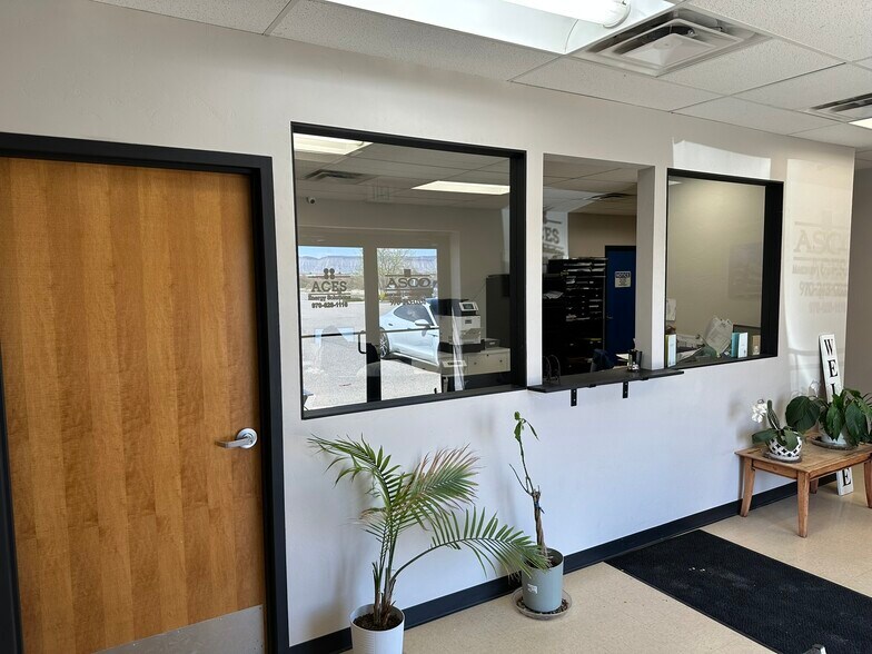 2259 Logos Ct, Grand Junction, CO à vendre - Photo du bâtiment - Image 3 de 20