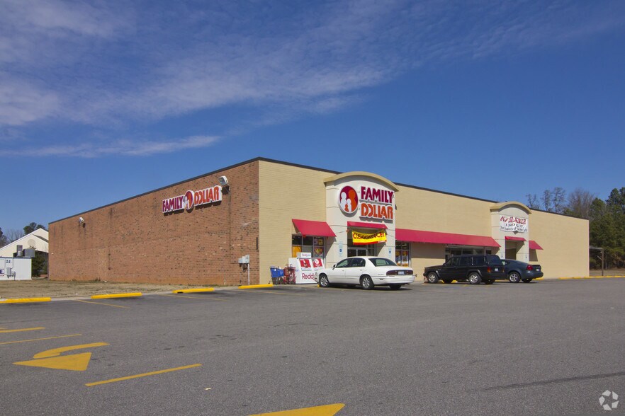 905-911 E Caswell St, Wadesboro, NC for lease - Primary Photo - Image 1 of 6