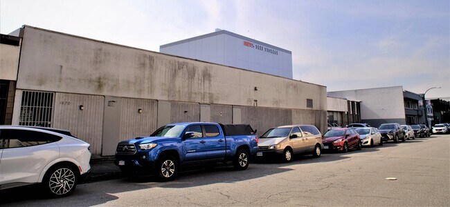 Plus de détails pour 1670 Pandora St, Vancouver, BC - Industriel à vendre