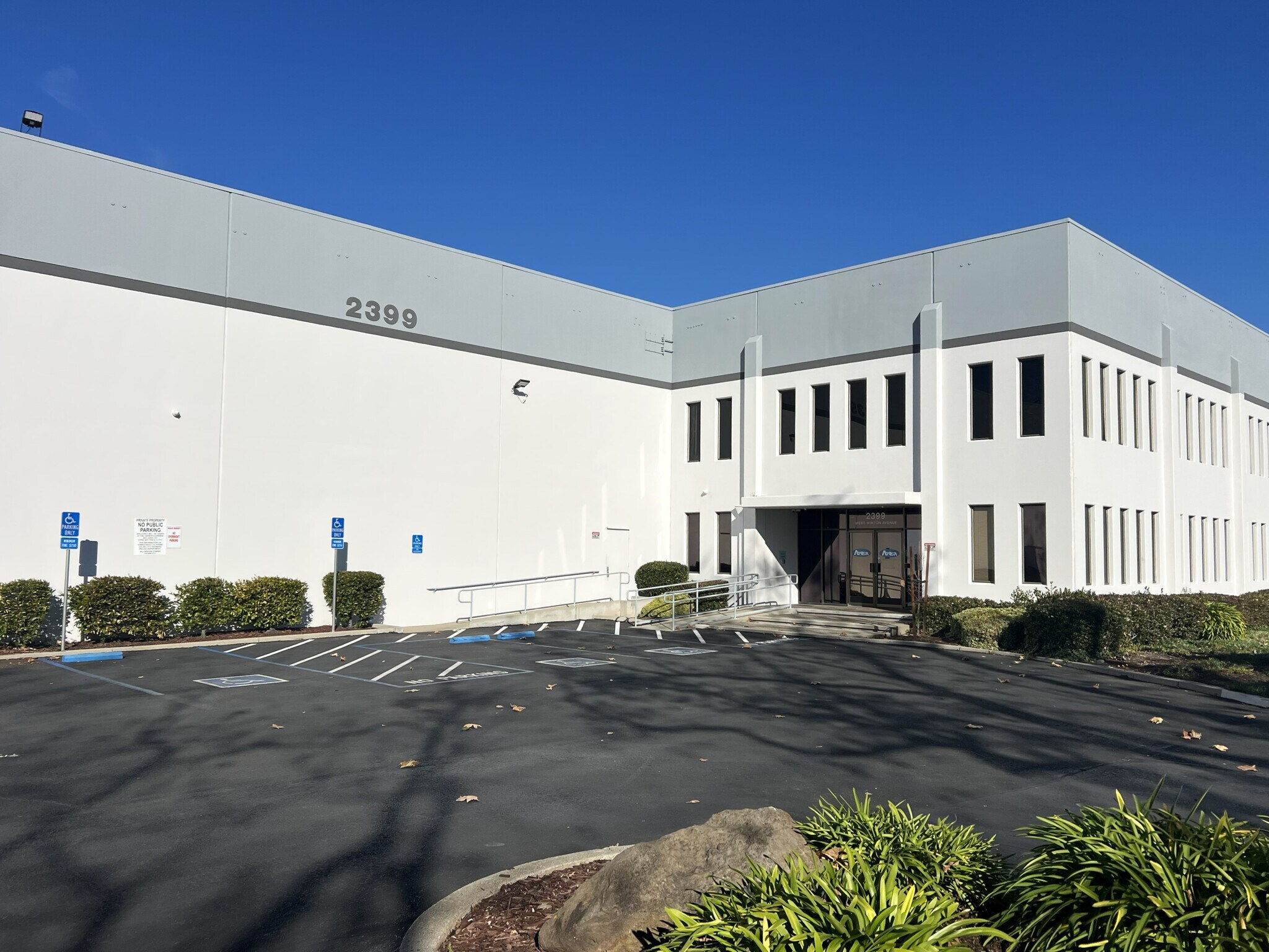 2399 W Winton Ave, Hayward, CA for lease Primary Photo- Image 1 of 7