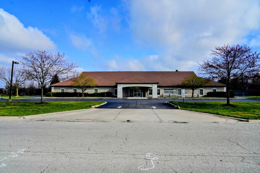 5300 Nike Dr, Hilliard, OH à vendre - Photo du bâtiment - Image 3 de 13