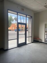 11215-11389 Long Beach Blvd, Lynwood, CA à louer Photo intérieure- Image 2 de 8