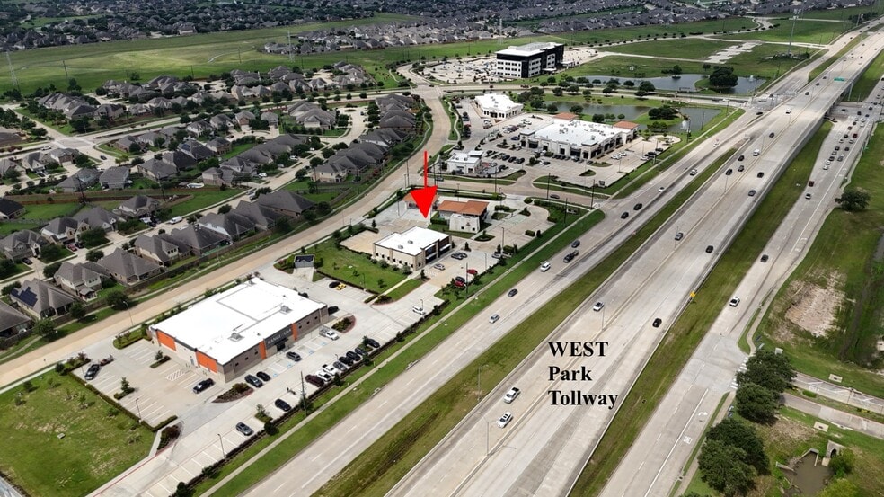 23615 FM 1093 Rd, Richmond, TX for lease - Building Photo - Image 2 of 15