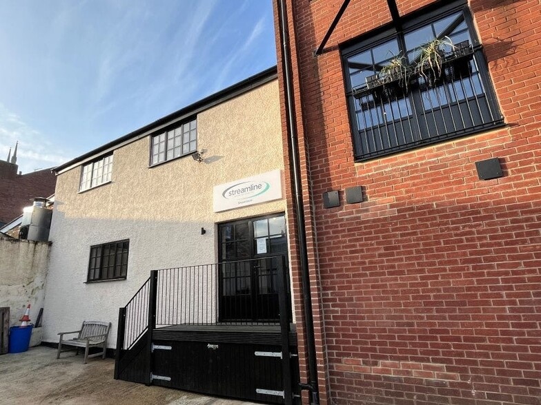 18-19 South Bar St, Banbury for lease - Building Photo - Image 3 of 41